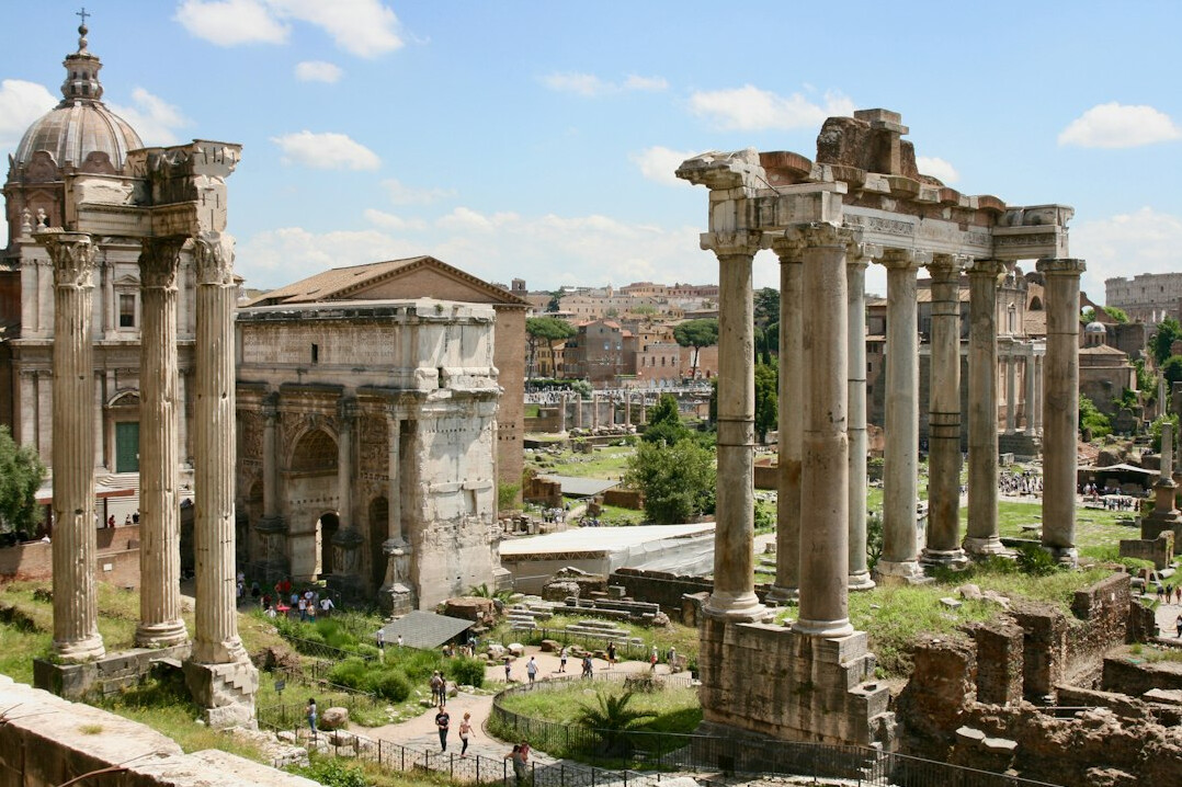 ancient roman ruins